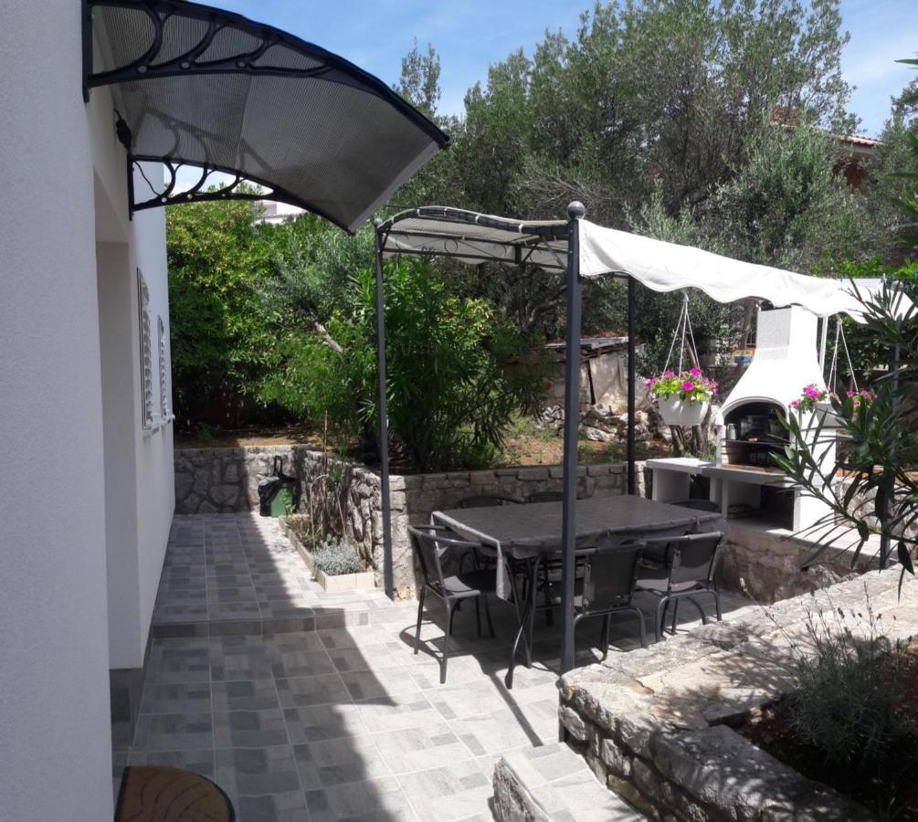 Apartman-Maja-Krk Krk Town Exterior photo